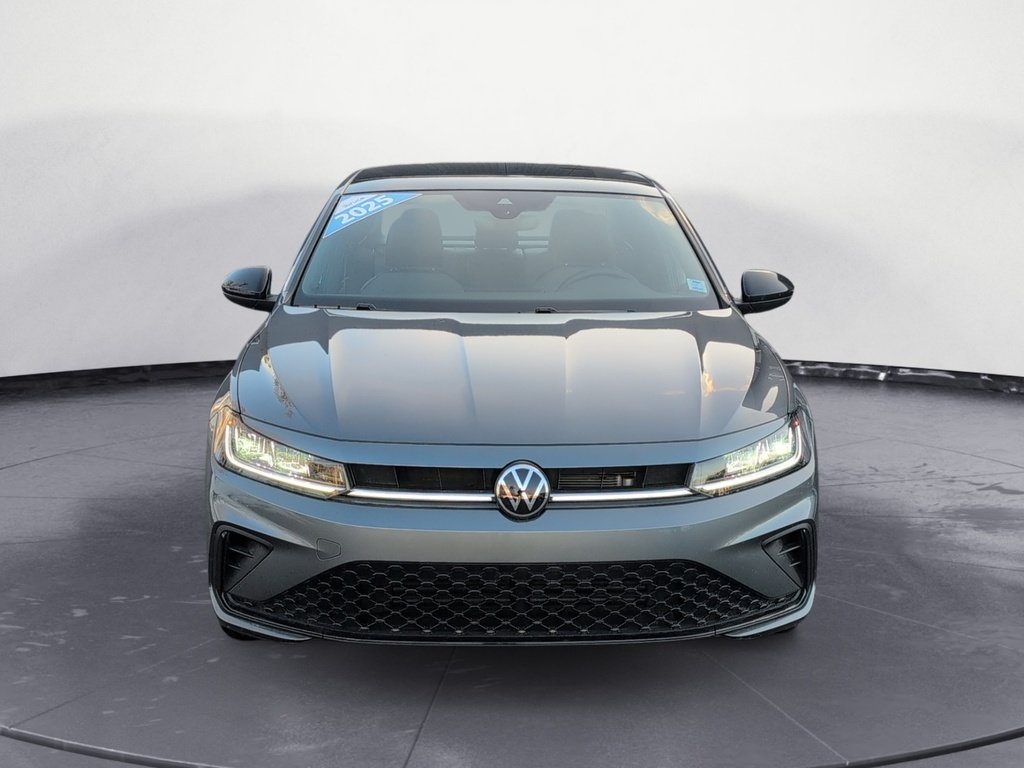 Volkswagen Jetta Sport ! 2025