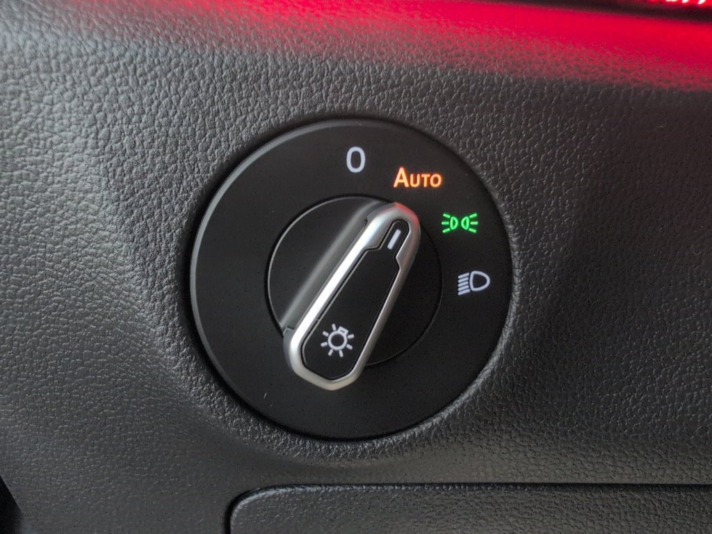 Volkswagen Jetta Sport ! 2025