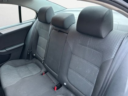 2013 Volkswagen Jetta BASE