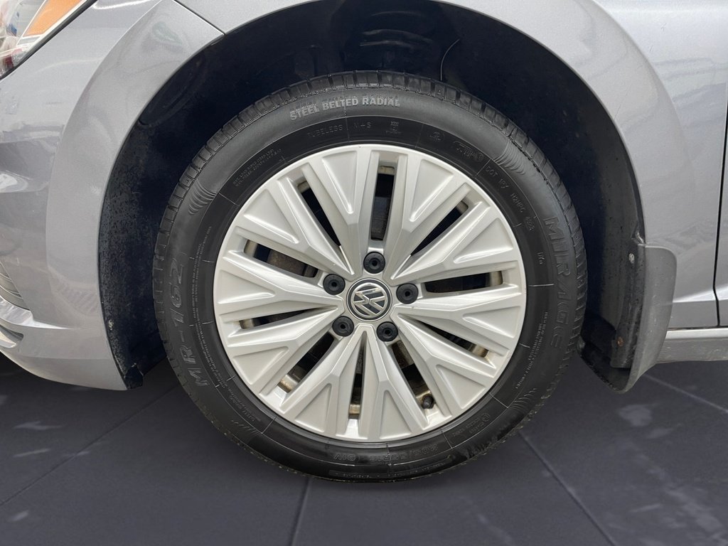 Volkswagen Jetta COMFORTLINE 2019