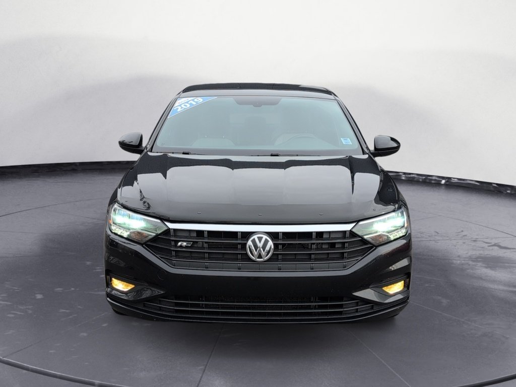2019 Volkswagen Jetta R-Line 6 Speed Manual! Leather, Sunroof!