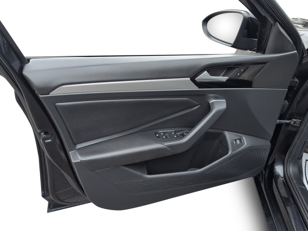 2019 Volkswagen Jetta R-Line 6 Speed Manual! Leather, Sunroof!