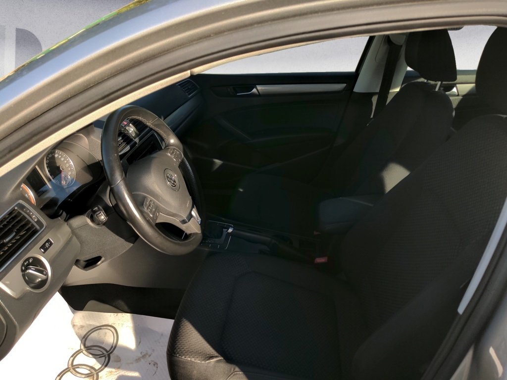2014 Volkswagen Passat TRENDLINE