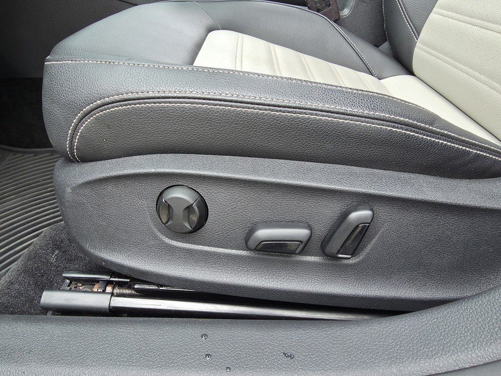 2018 Volkswagen Passat GT