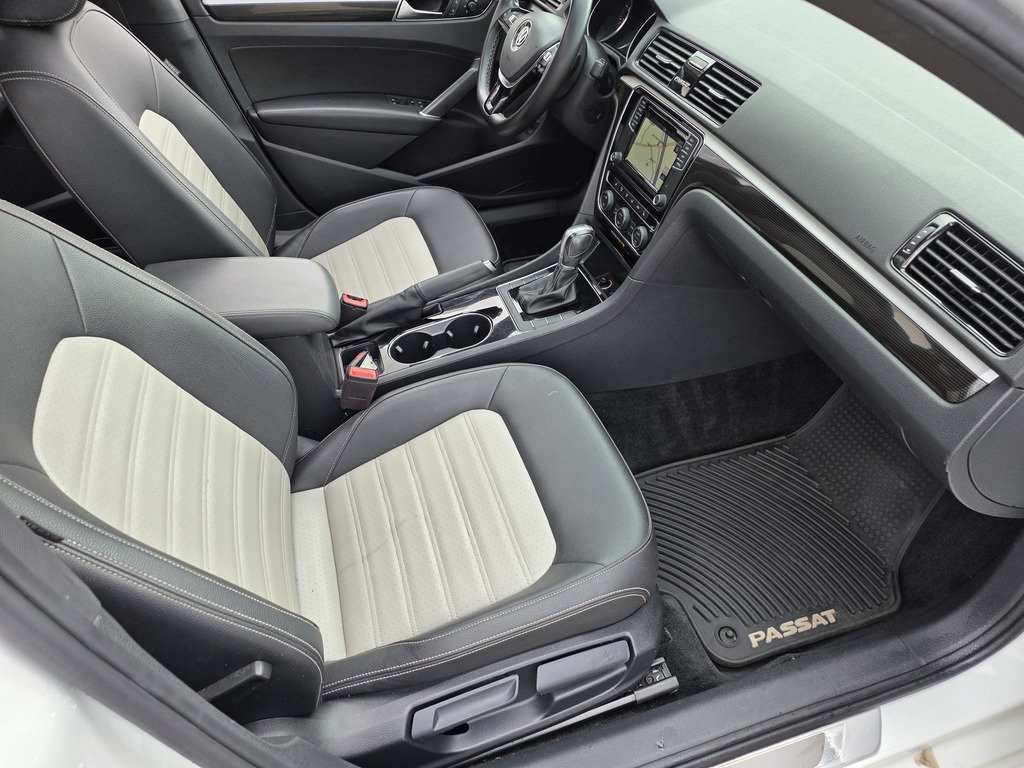 2018 Volkswagen Passat GT