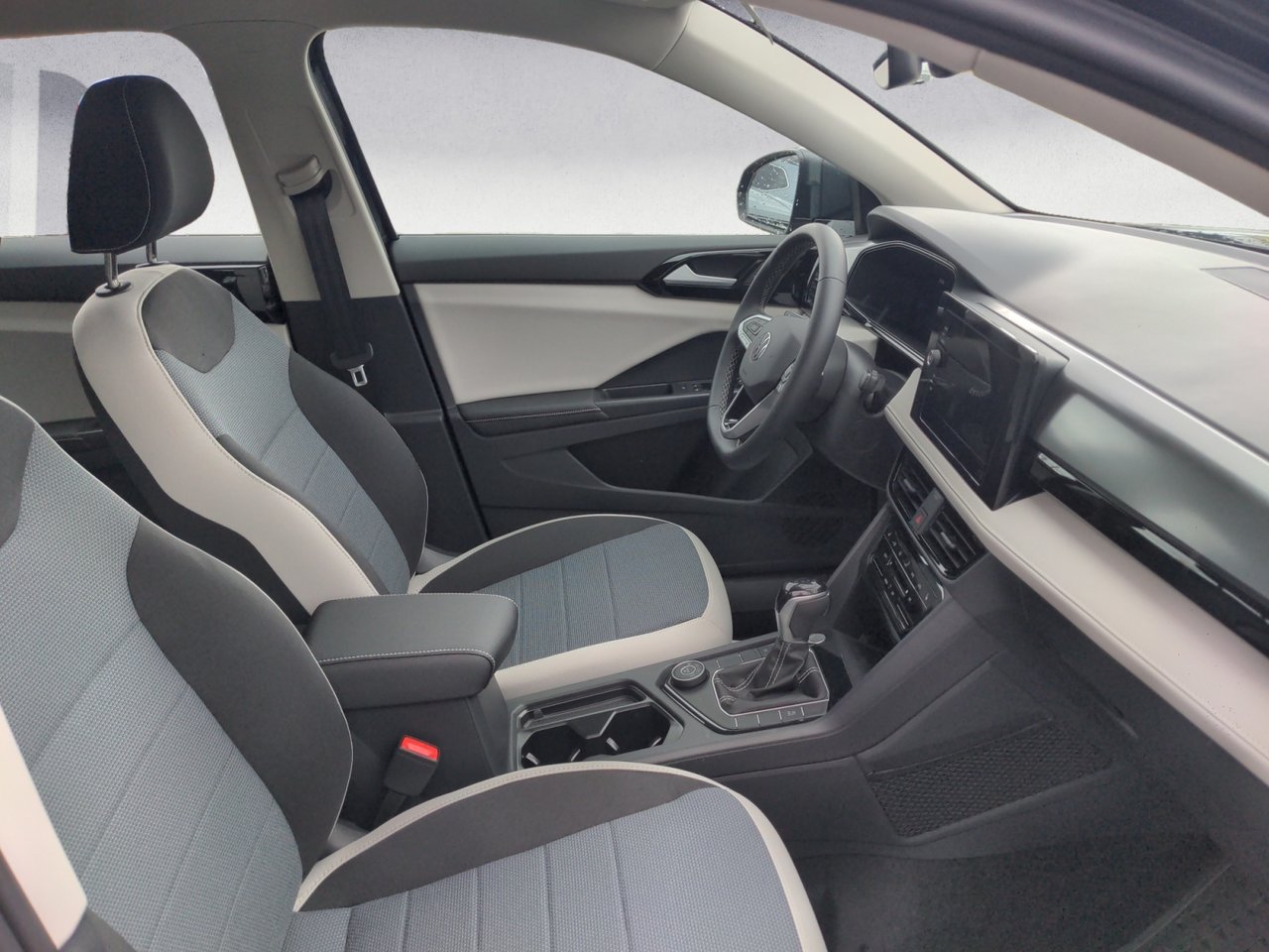 2025 Volkswagen Taos TRENDLINE