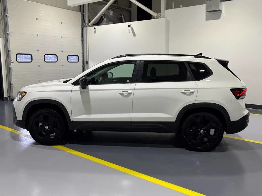 Volkswagen Taos Black Edition 4MOTION 2025