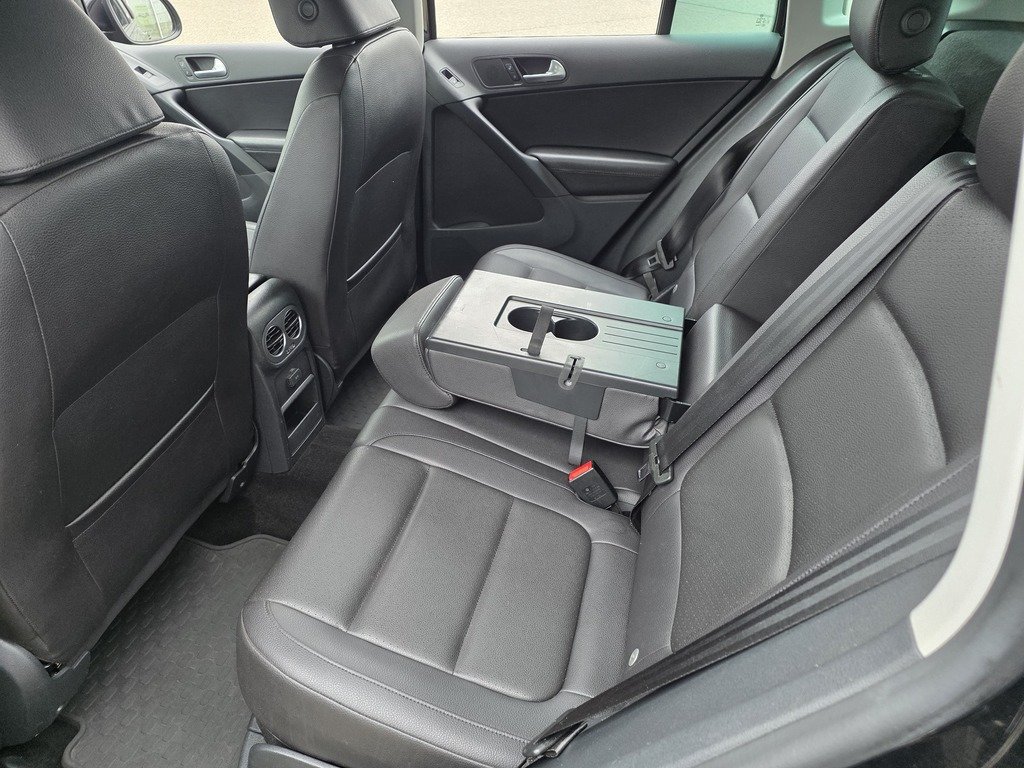 2017 Volkswagen Tiguan WOLFSBURG EDITION