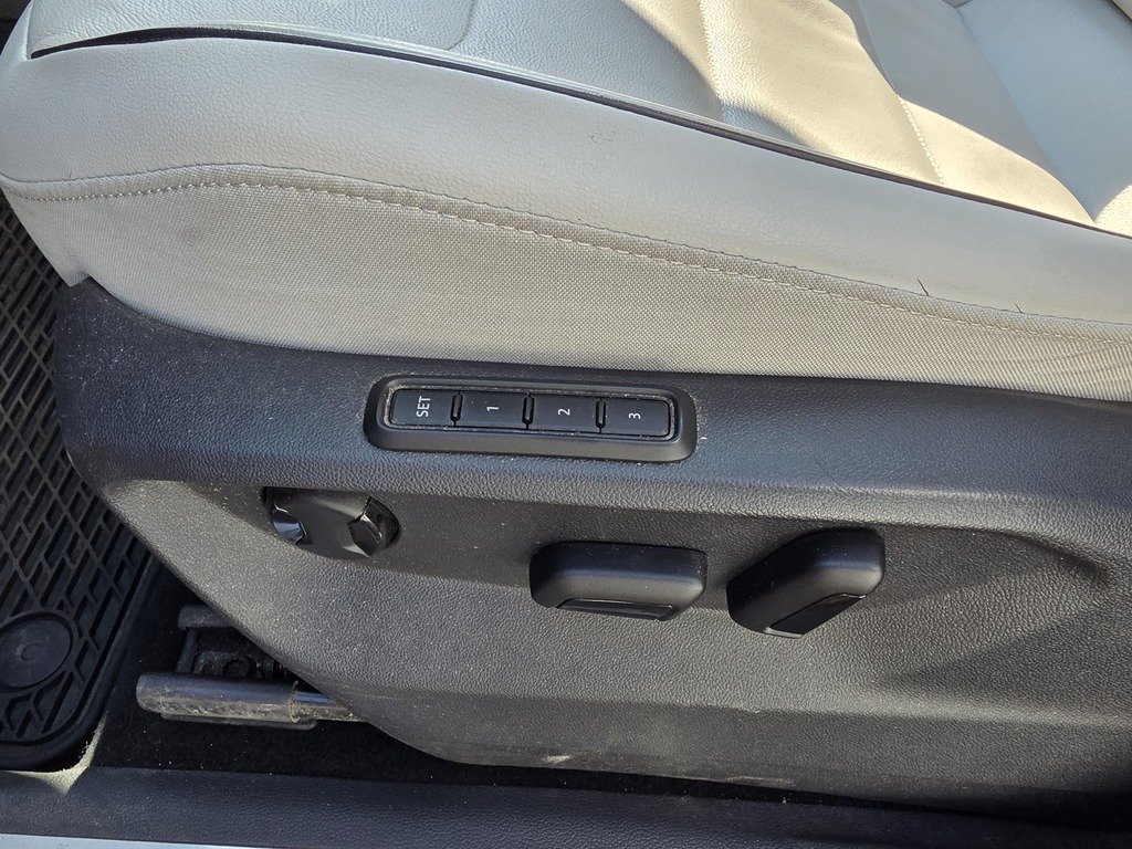 2018 Volkswagen Tiguan HIGHLINE