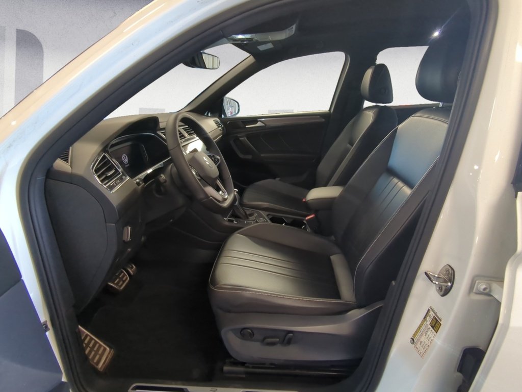2022 Volkswagen Tiguan COMFORTLINE R-LINE BLACK EDITION