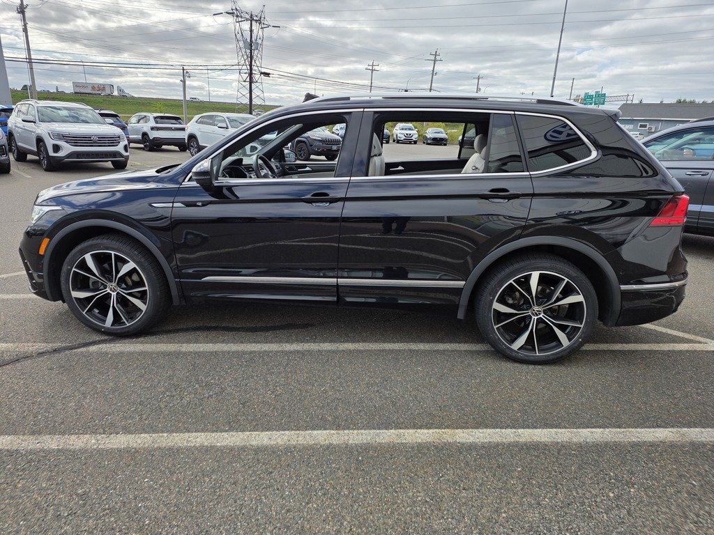 2023 Volkswagen Tiguan HIGHLINE R-LINE