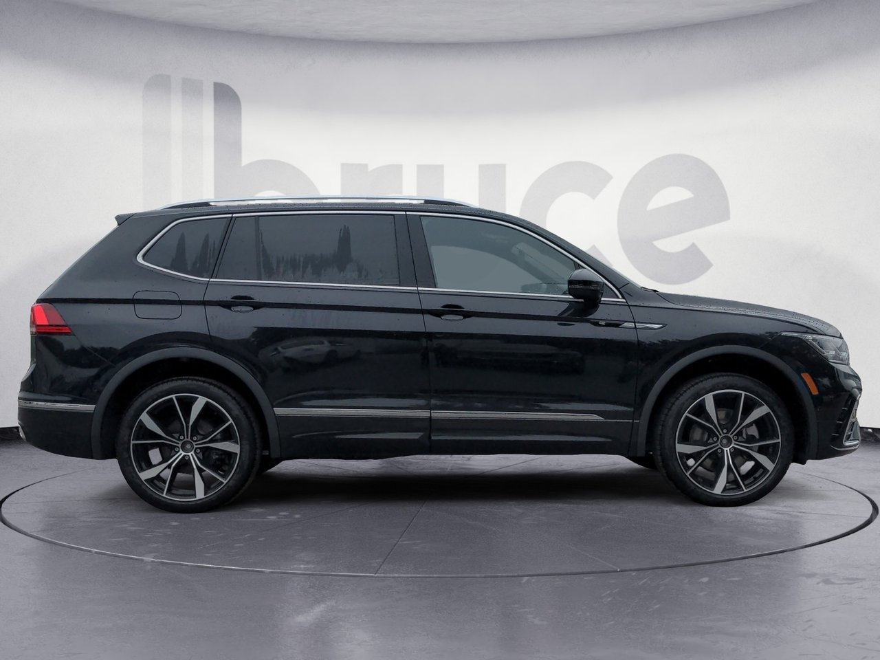 2024 Volkswagen Tiguan HIGHLINE R-LINE