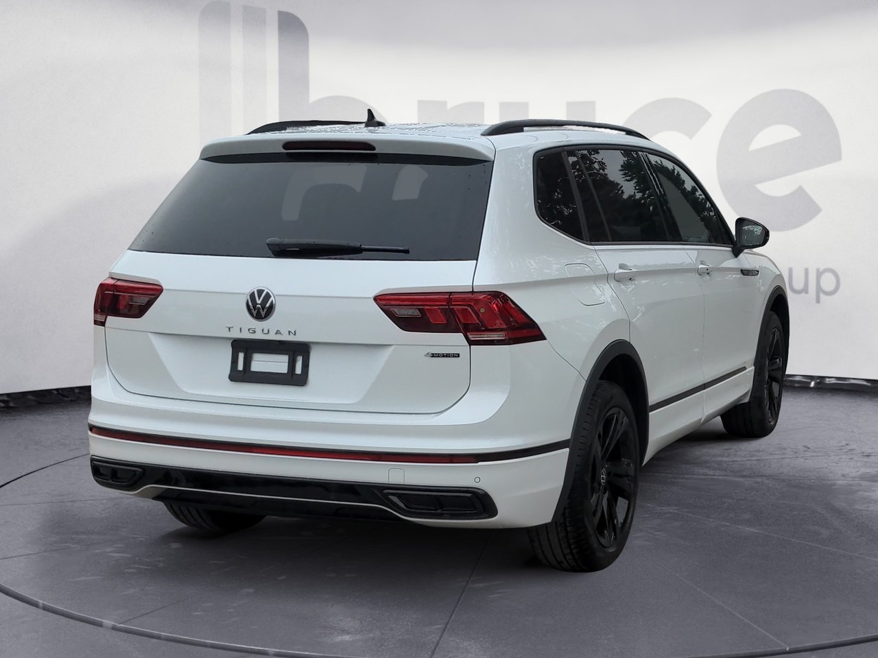 2024 Volkswagen Tiguan COMFORTLINE R-LINE BLACK EDITION