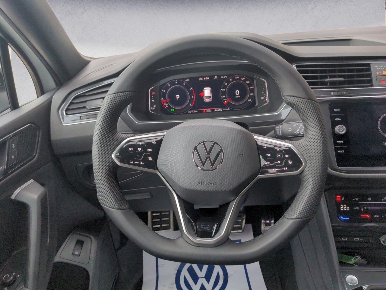 2024 Volkswagen Tiguan COMFORTLINE R-LINE BLACK EDITION