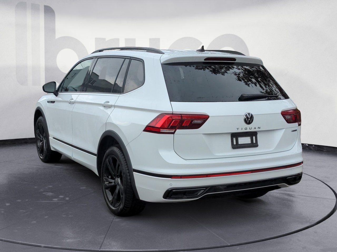 2024 Volkswagen Tiguan COMFORTLINE R-LINE BLACK EDITION