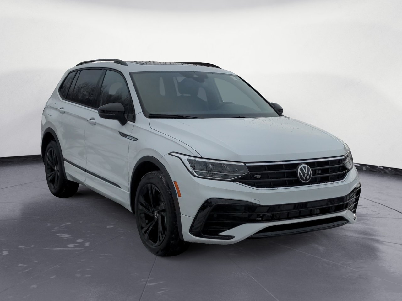 2024 Volkswagen Tiguan COMFORTLINE R-LINE BLACK EDITION