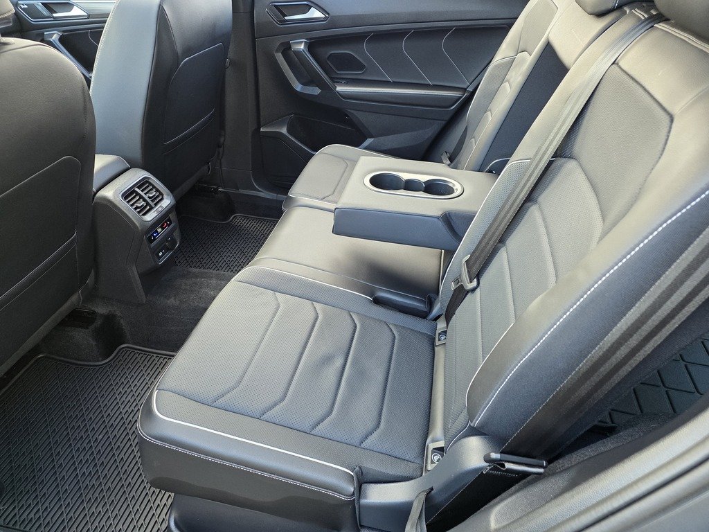 2024 Volkswagen Tiguan HIGHLINE R-LINE