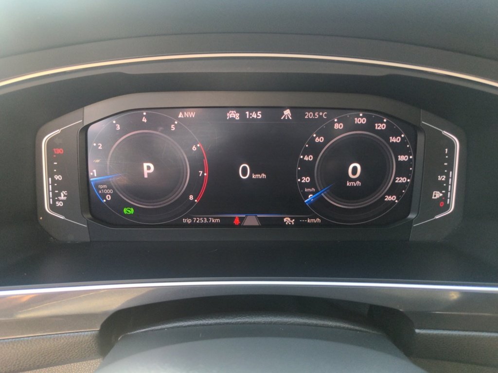 2024 Volkswagen Tiguan Comfortline AWD - Leather, Sunroof & Remote Start!