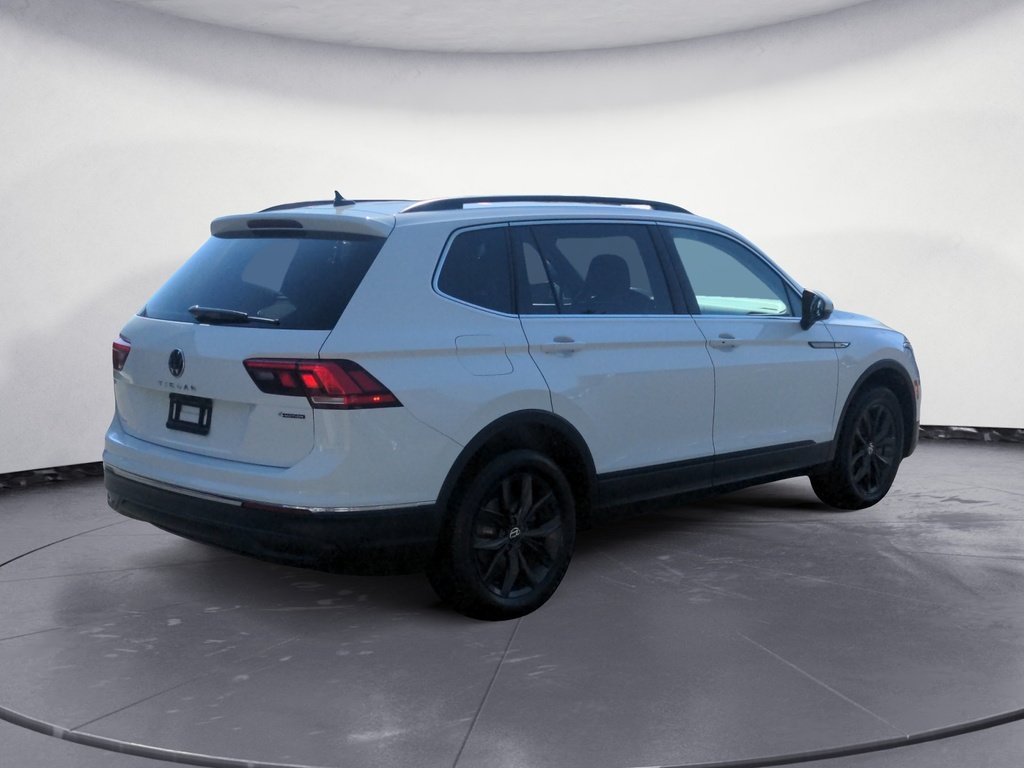 2024 Volkswagen Tiguan Comfortline AWD - Leather, Sunroof & Remote Start!