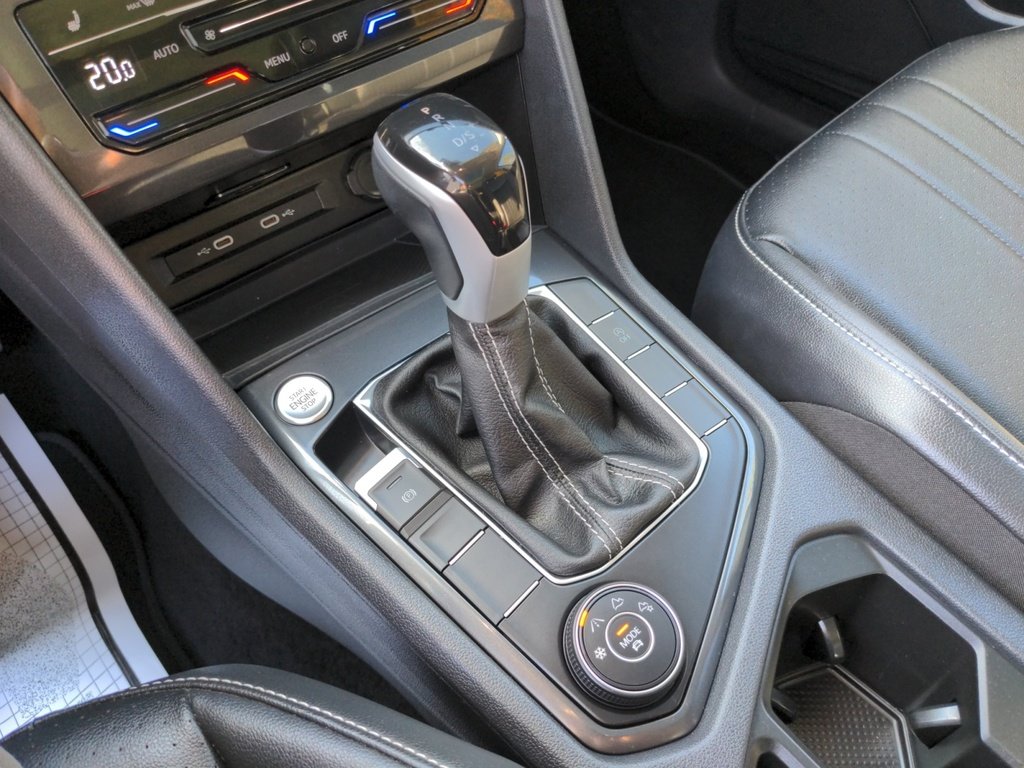 2024 Volkswagen Tiguan Comfortline AWD - Leather, Sunroof & Remote Start!