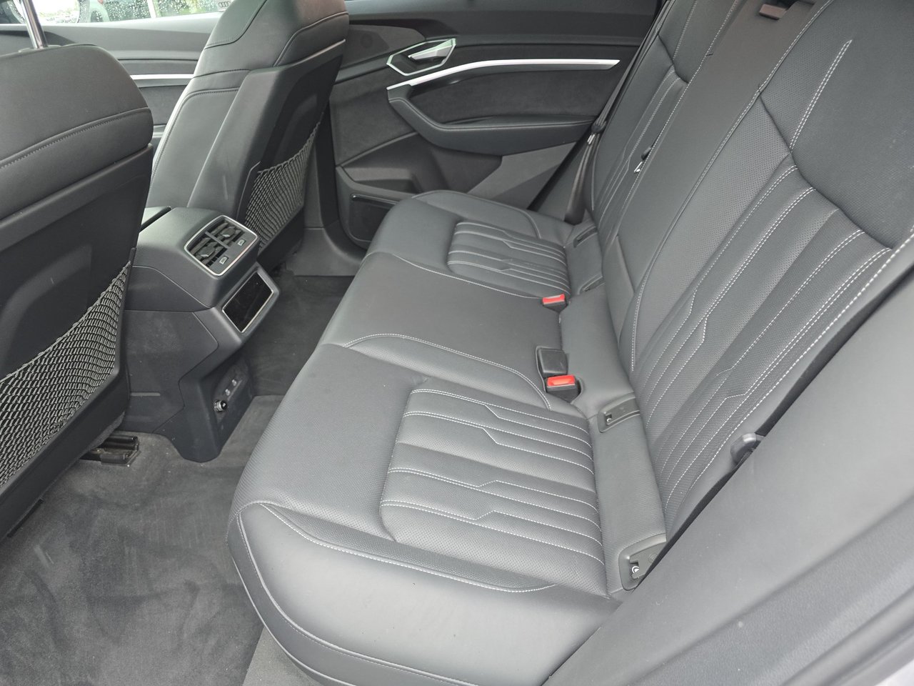 2022 Audi e-tron Sportback Technik IMPECCABLE !-4