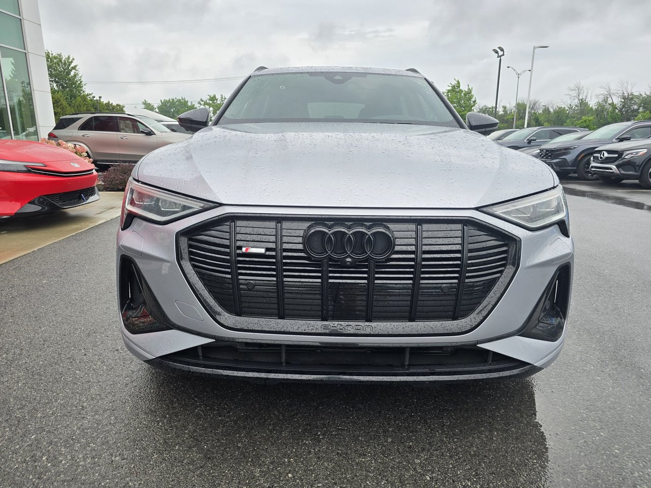 2022 Audi e-tron Sportback Technik IMPECCABLE !-9
