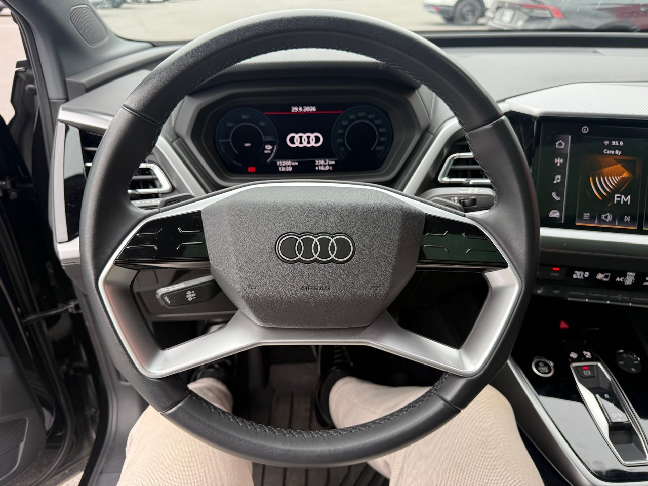 Audi Q4 e-tron IMPECCABLE 2024-9
