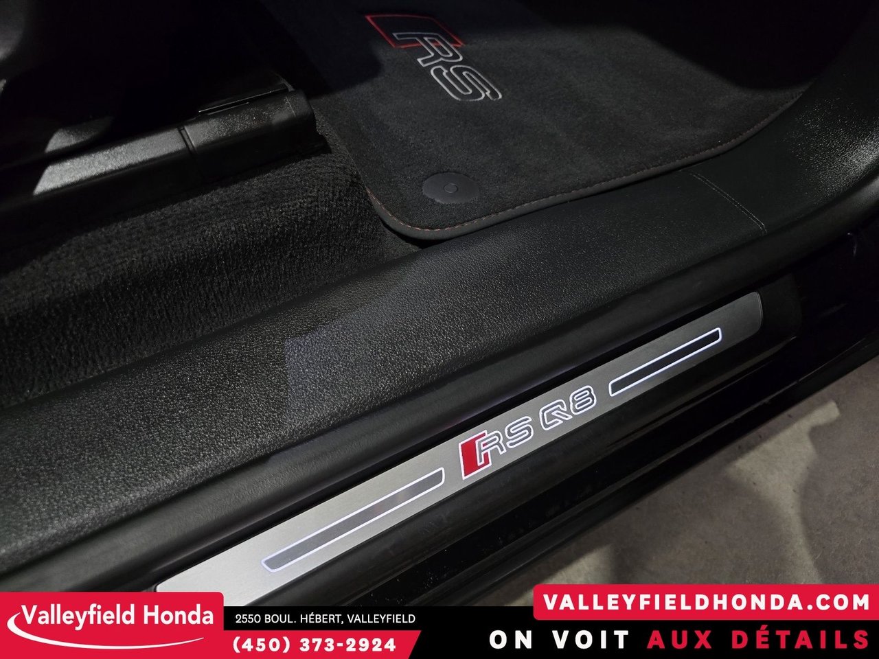 Audi RS Q8 591 HP QUATTRO - BLACK OPTICS PACKAGE 2022-5