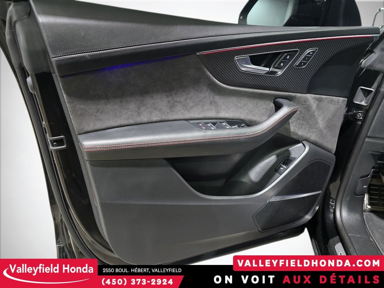 Audi RS Q8 591 HP QUATTRO - BLACK OPTICS PACKAGE 2022-18