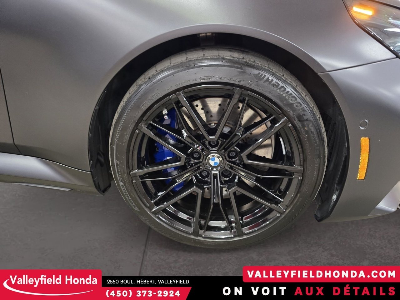 BMW M5 V8 4.4L TWIN TURBO HYBRIDE 717HP ET 738LB COUPLE 2025-9