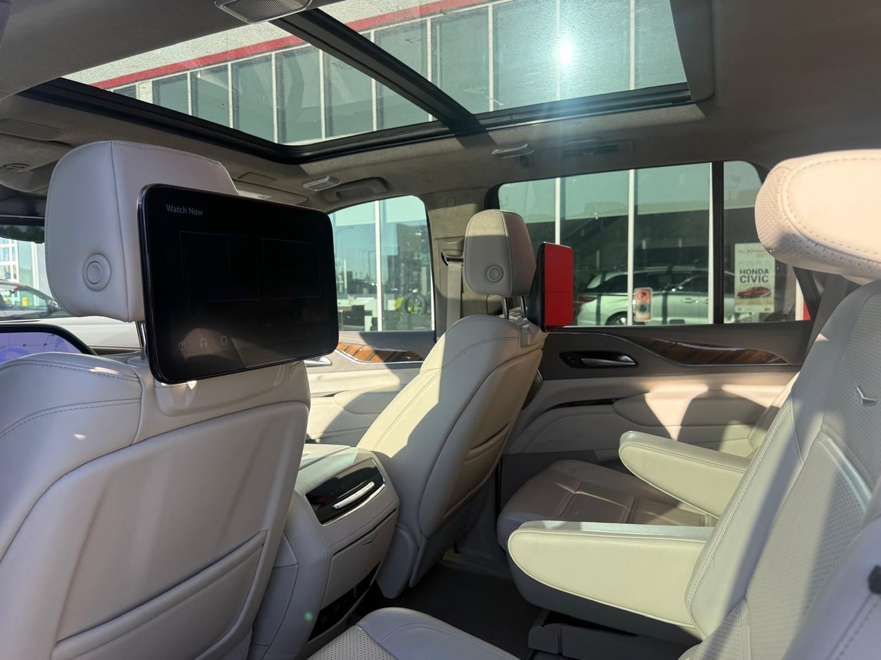 2024 Cadillac Escalade 4WD Sport Platinum ONYX Package-12