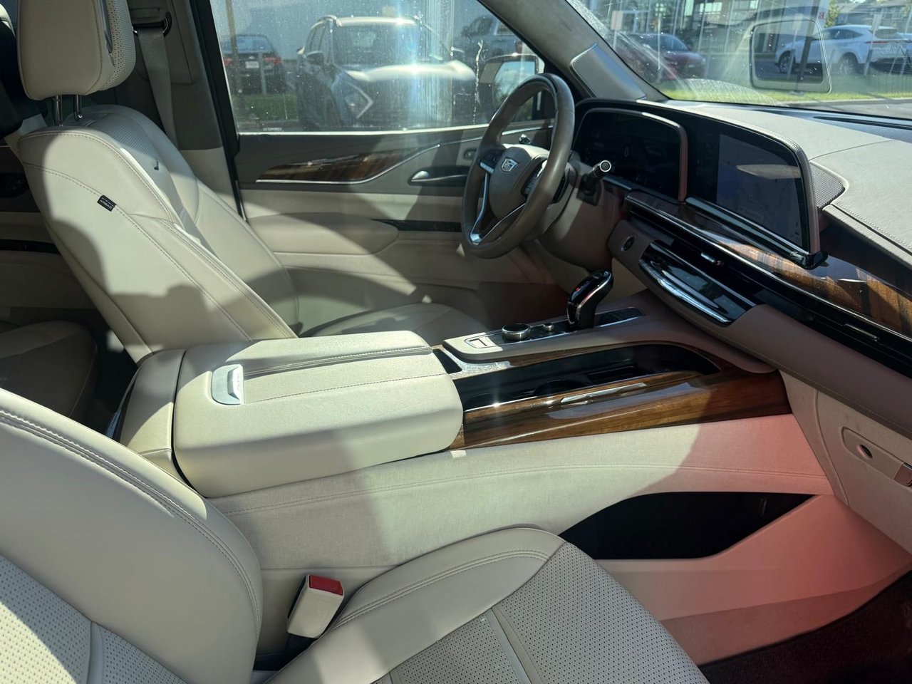2024 Cadillac Escalade 4WD Sport Platinum ONYX Package-10