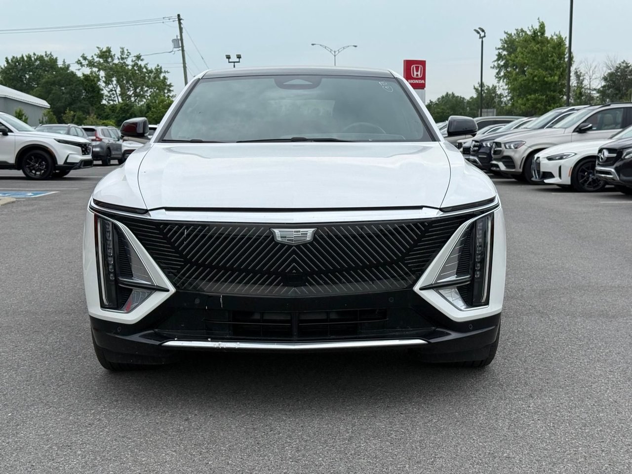2024 Cadillac LYRIQ Tech-1