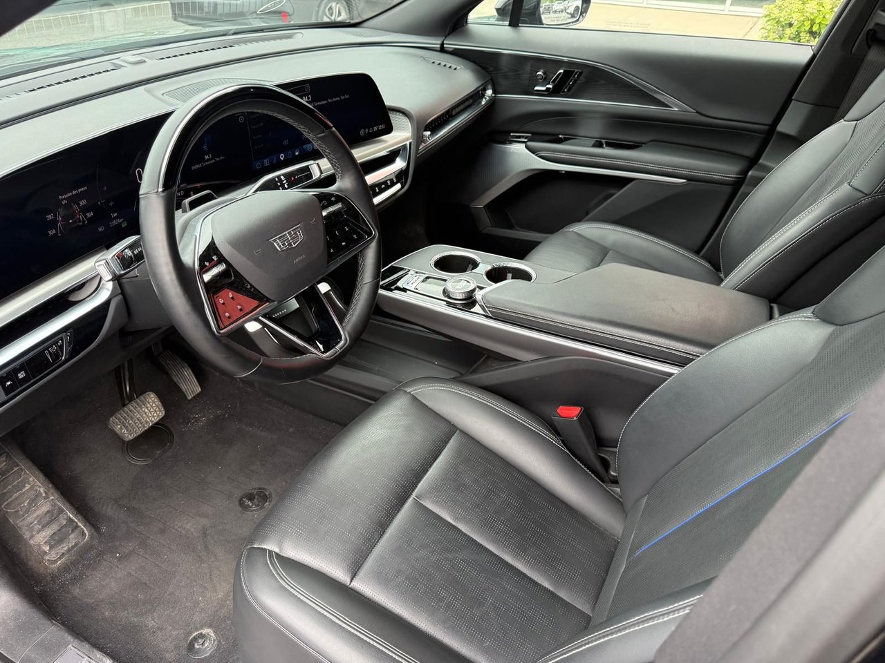 2024 Cadillac LYRIQ Sport-8