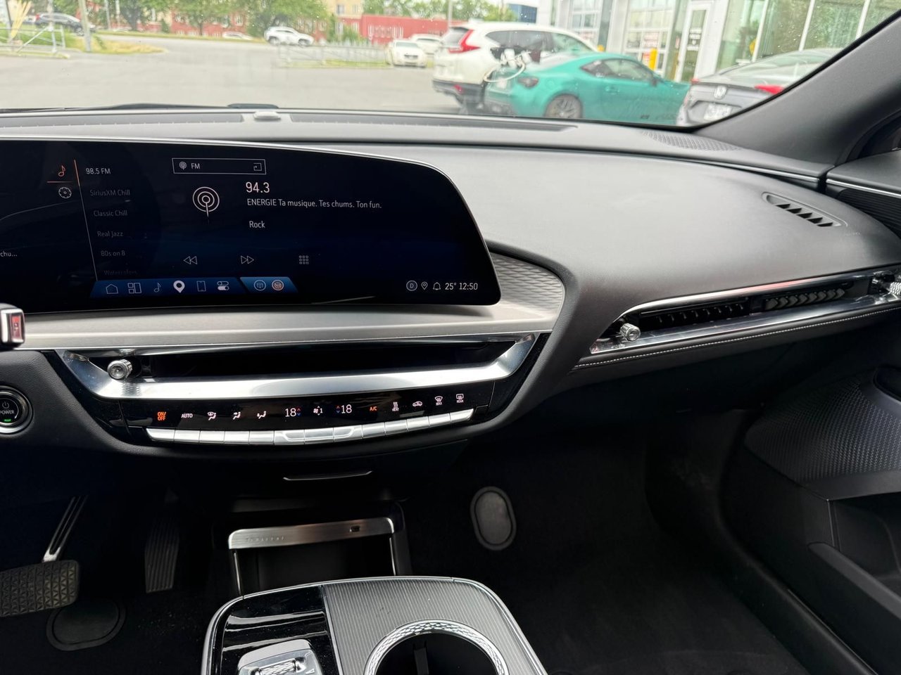 2024 Cadillac LYRIQ Sport-10