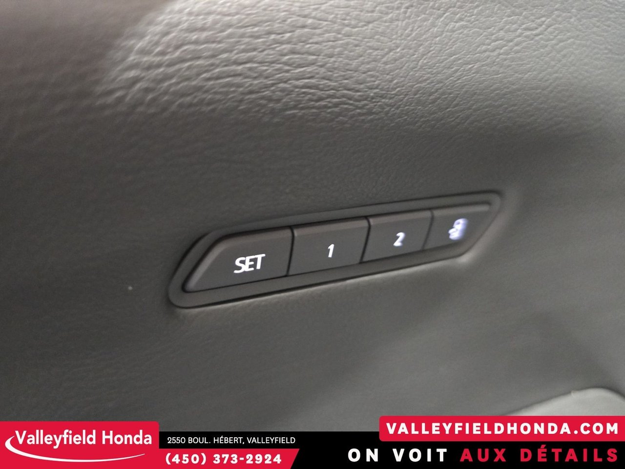 2022 Cadillac XT5 AWD Sport-33