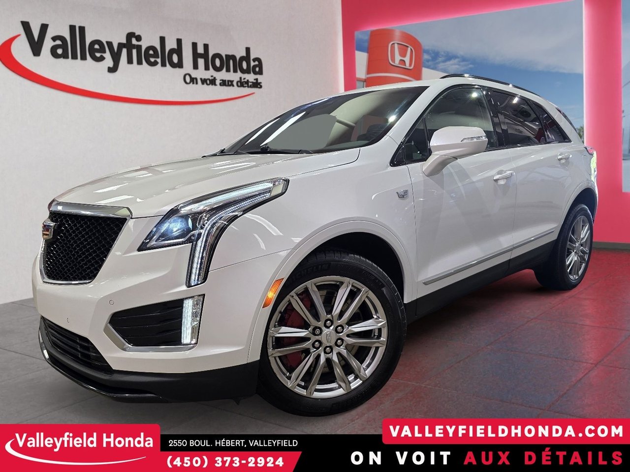 2022 Cadillac XT5 AWD Sport-0