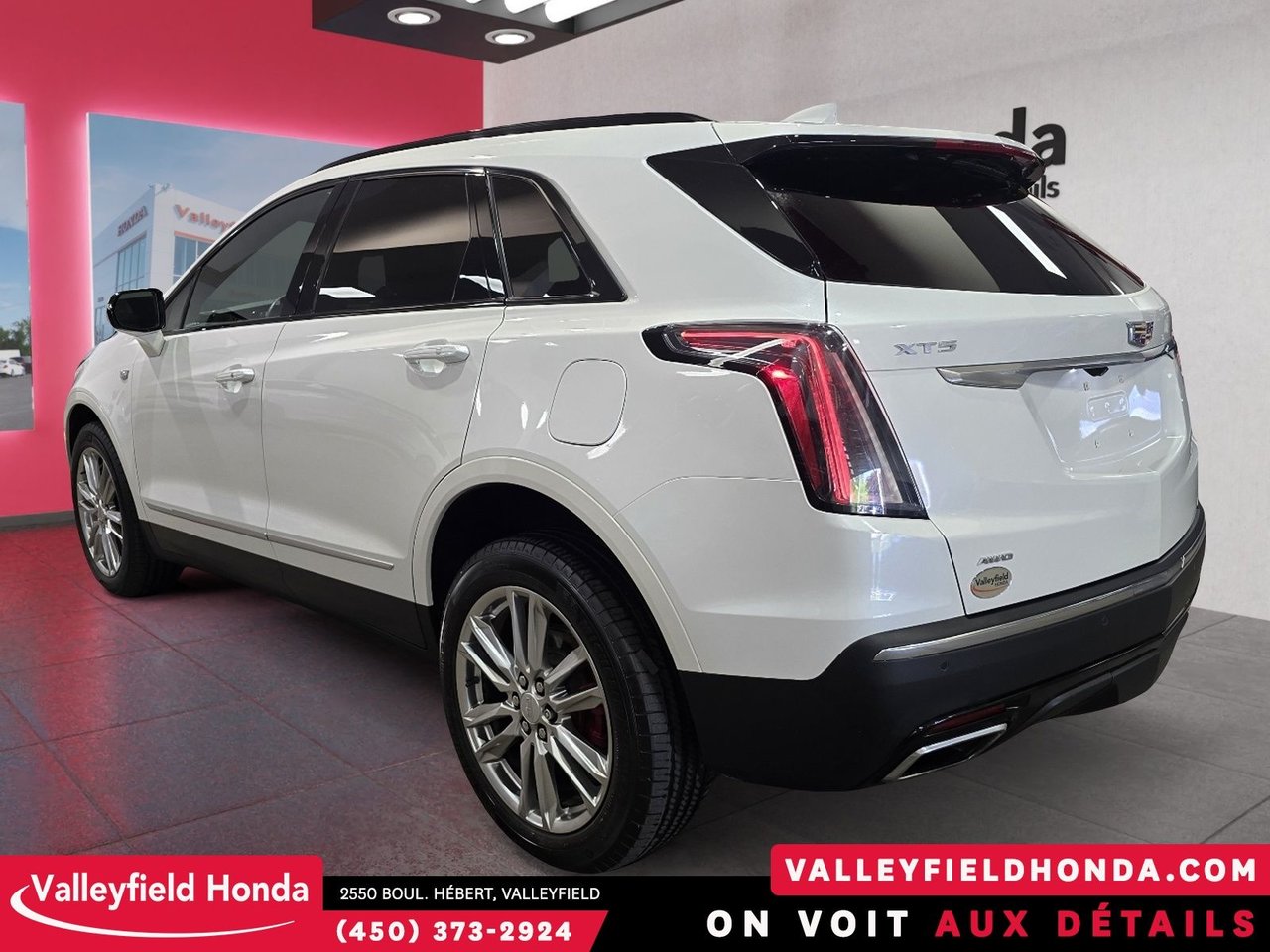 2022 Cadillac XT5 AWD Sport-9