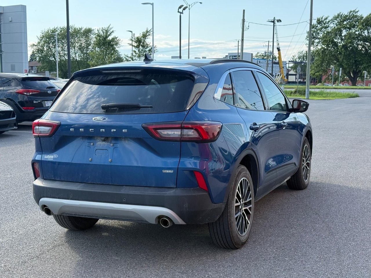 Ford Escape PHEV 2023-4