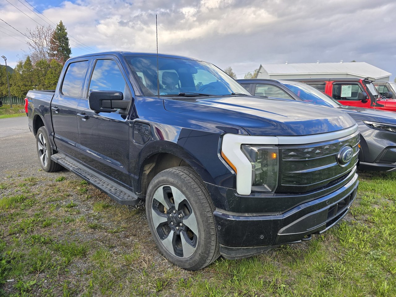 Ford F-150 Lightning PLATINUM 483KM AUTONOMIE 2022-3