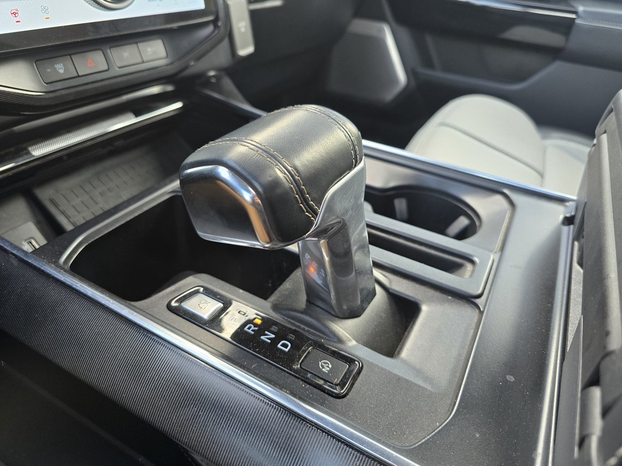 Ford F-150 Lightning PLATINUM 483KM AUTONOMIE 2022-11