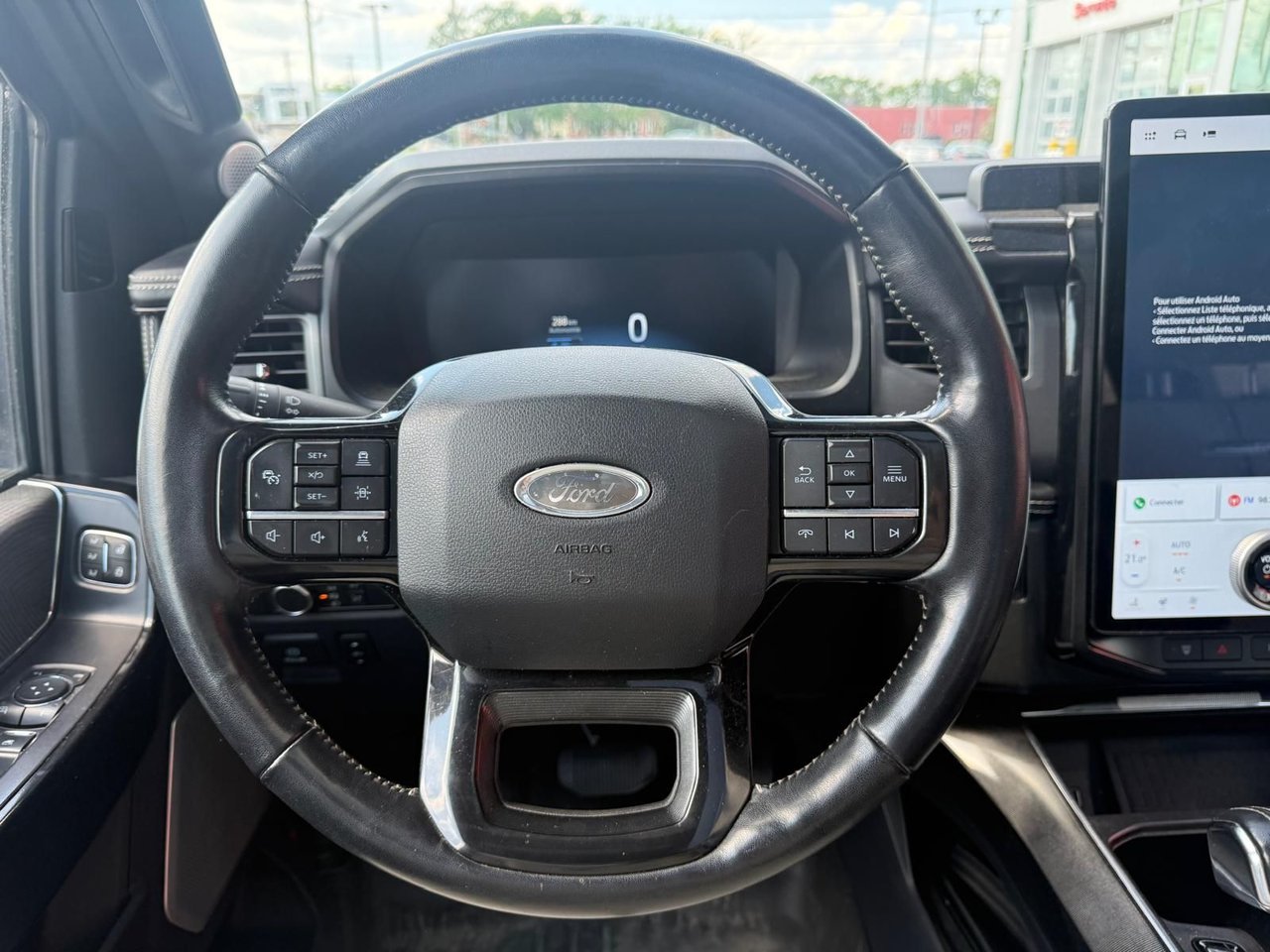 2022 Ford F-150 Lightning PLATINIUM-11