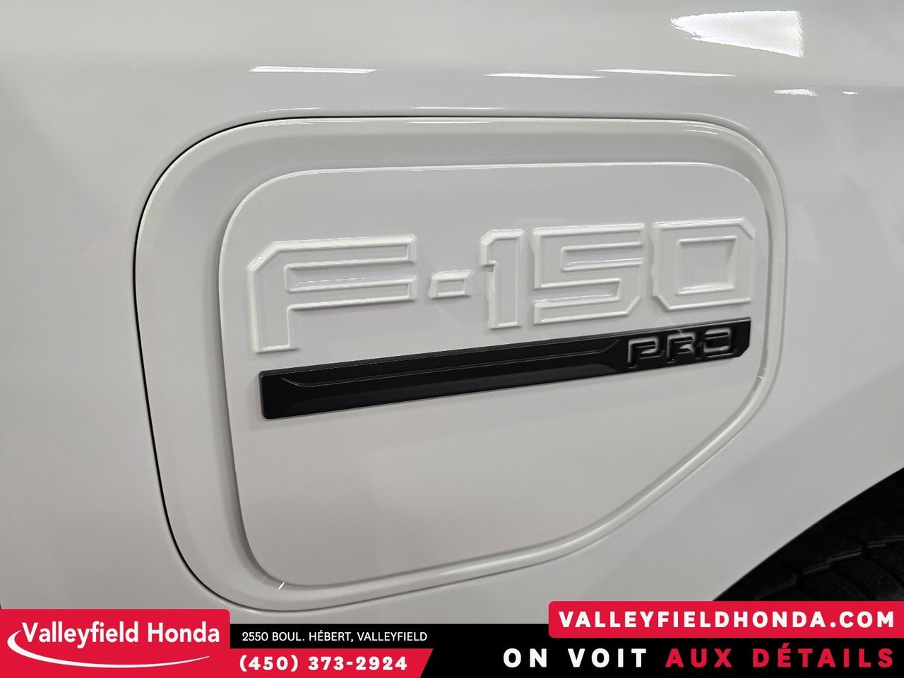 Ford F-150 Lightning Pro 4x4 - MAX TRAILERING PACKAGE 2023-11