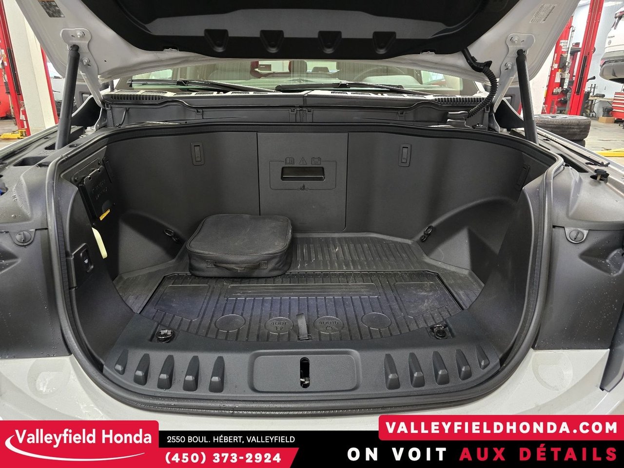 Ford F-150 Lightning Pro 4x4 - MAX TRAILERING PACKAGE 2023-13