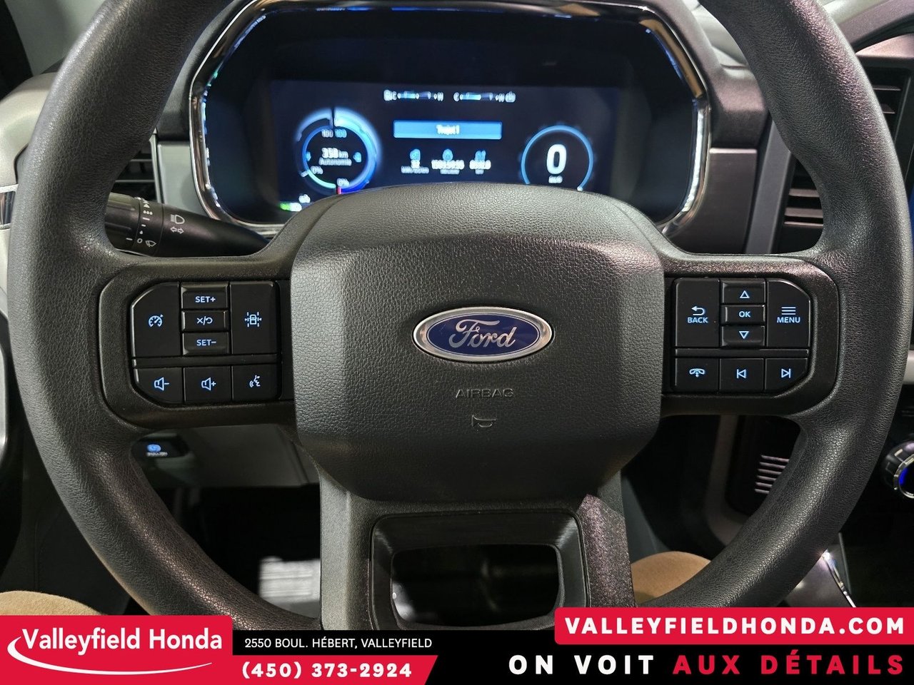 Ford F-150 Lightning Pro 4x4 - MAX TRAILERING PACKAGE 2023-22