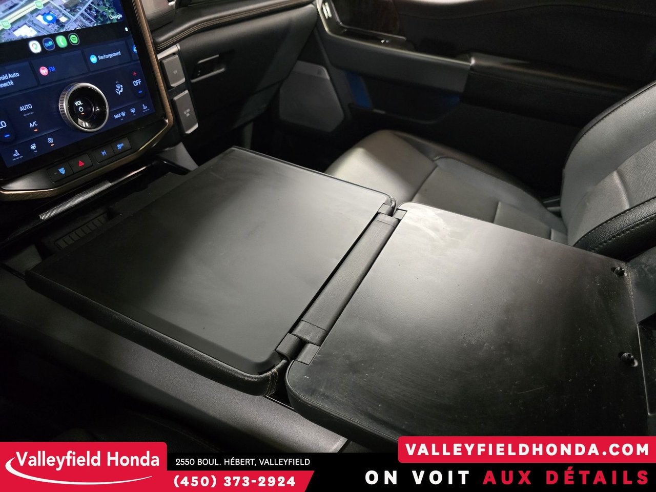 Ford F-150 Lightning LARIAT 2023-27