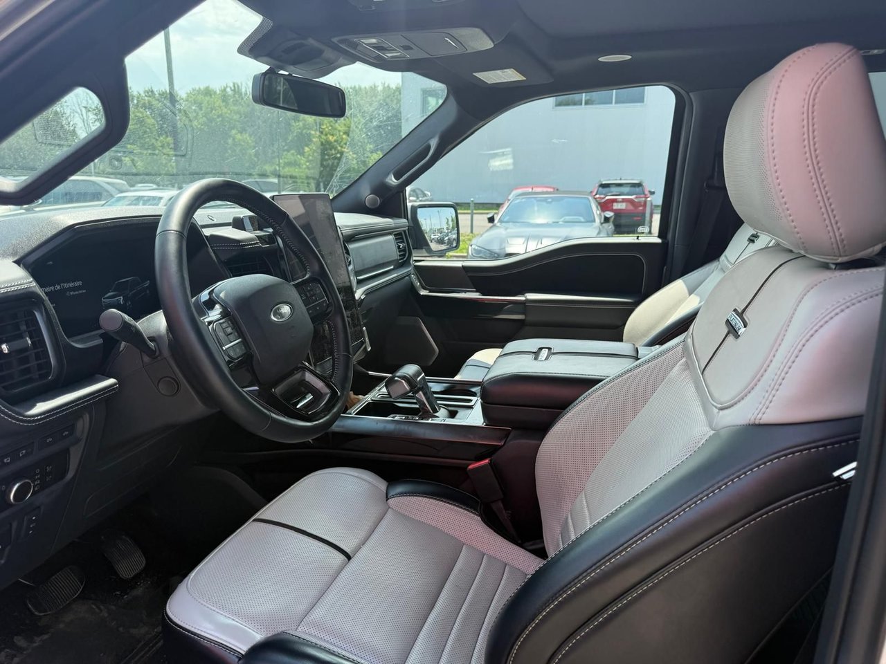 Ford F-150 Lightning PLATINIUM 2023-8