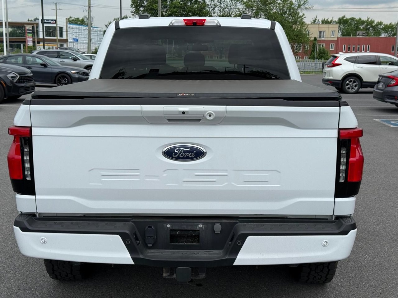 2023 Ford F-150 Lightning XLT-5