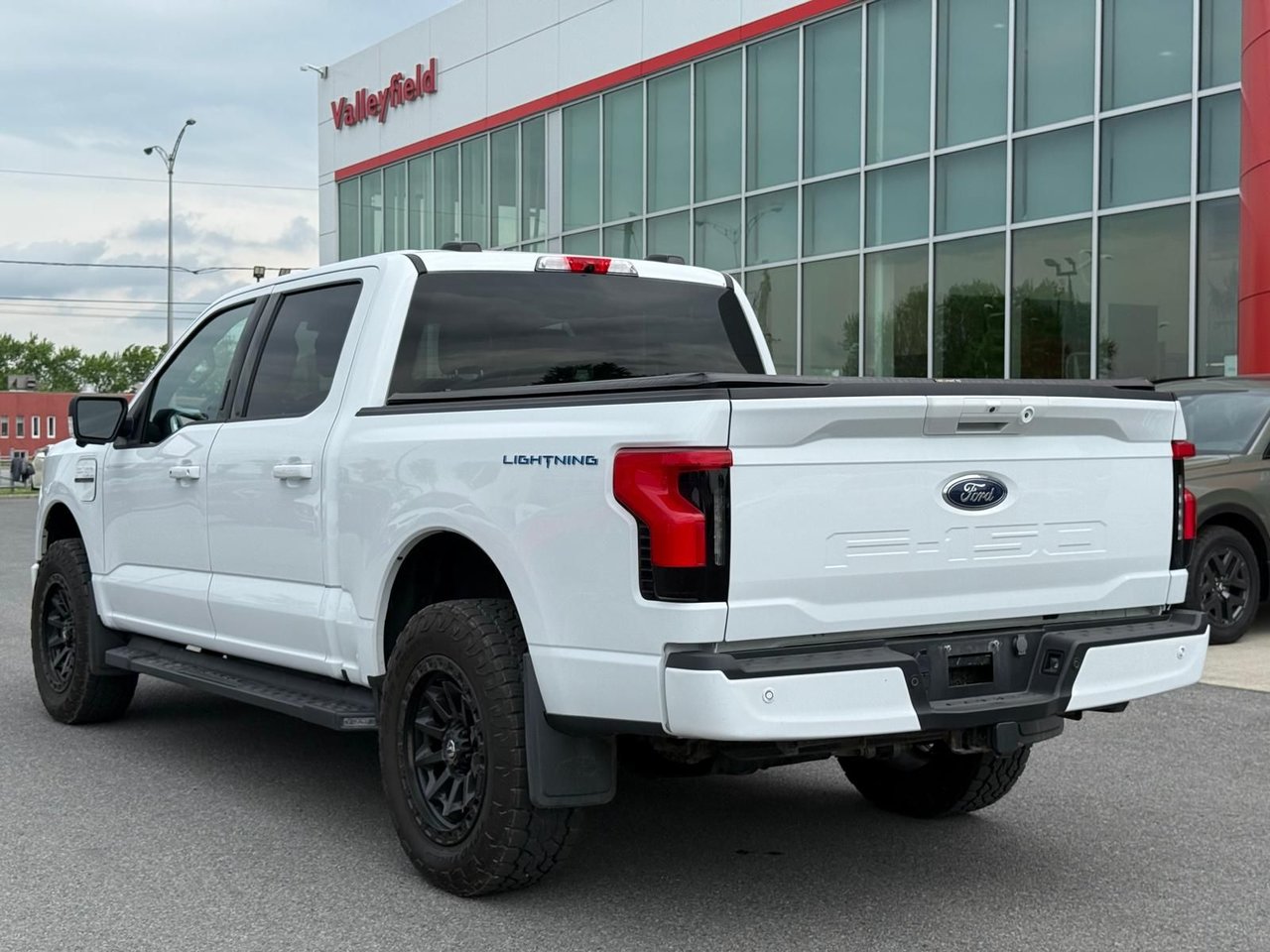 2023 Ford F-150 Lightning XLT-6