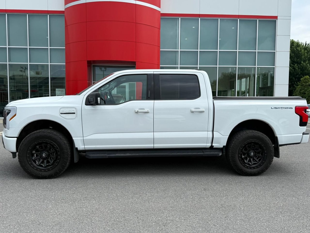 2023 Ford F-150 Lightning XLT-7